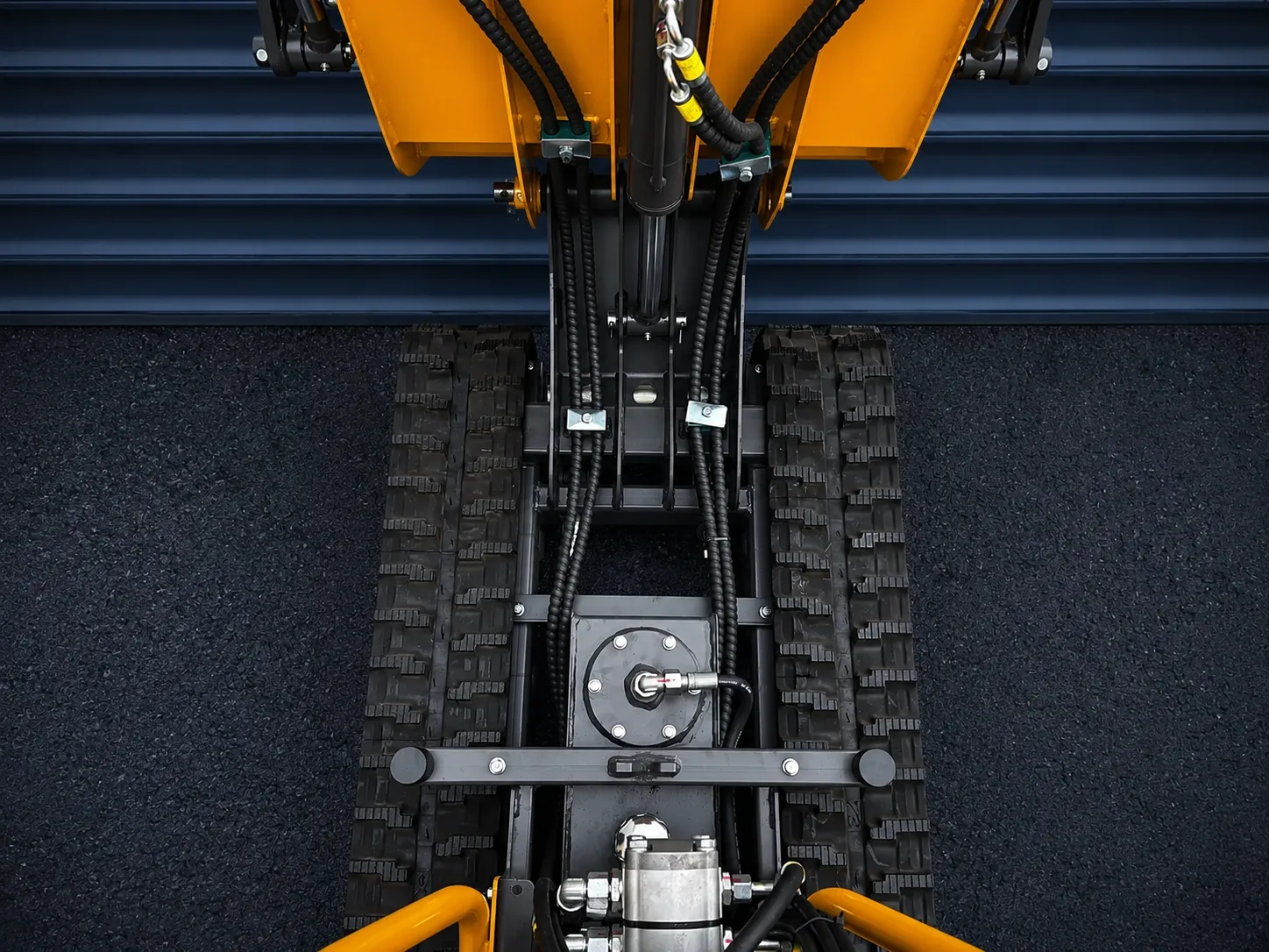 Sonca SJ-05M chenilles